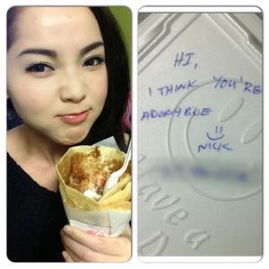 Jenny Phương ngây thơ ăn kem cùng bè bạn